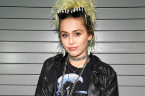 Miley Cyrus arrepentida Wrecking ball